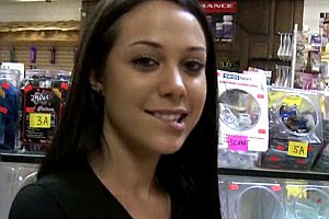 张筱雨裸体下部大胆水上阁楼